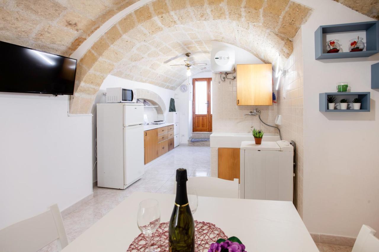 Monopoli Heartbeat - Apartment 200M From Sea ภายนอก รูปภาพ