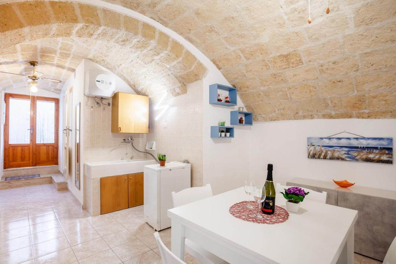 Monopoli Heartbeat - Apartment 200M From Sea ภายนอก รูปภาพ